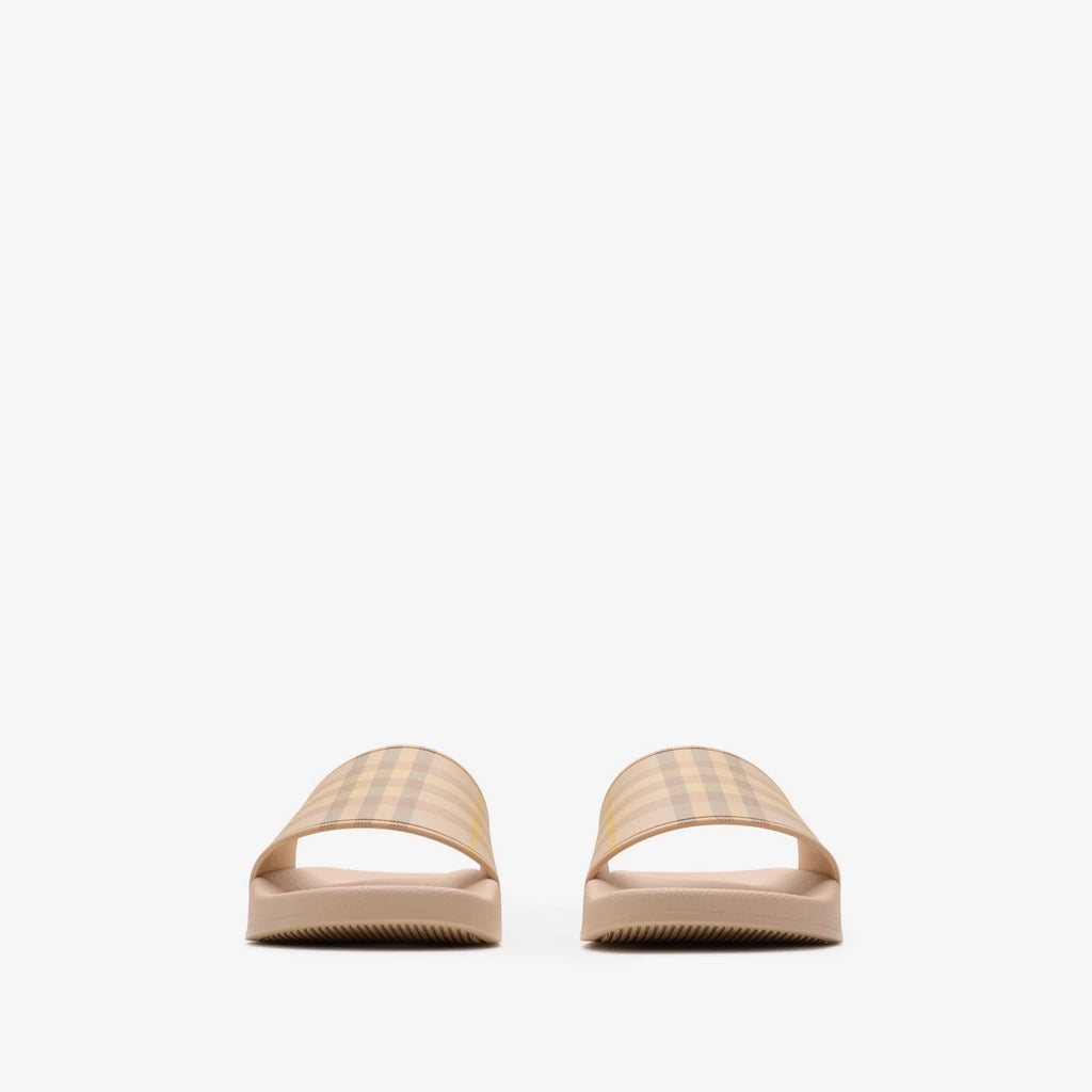 Claquette a Carreaux Rose