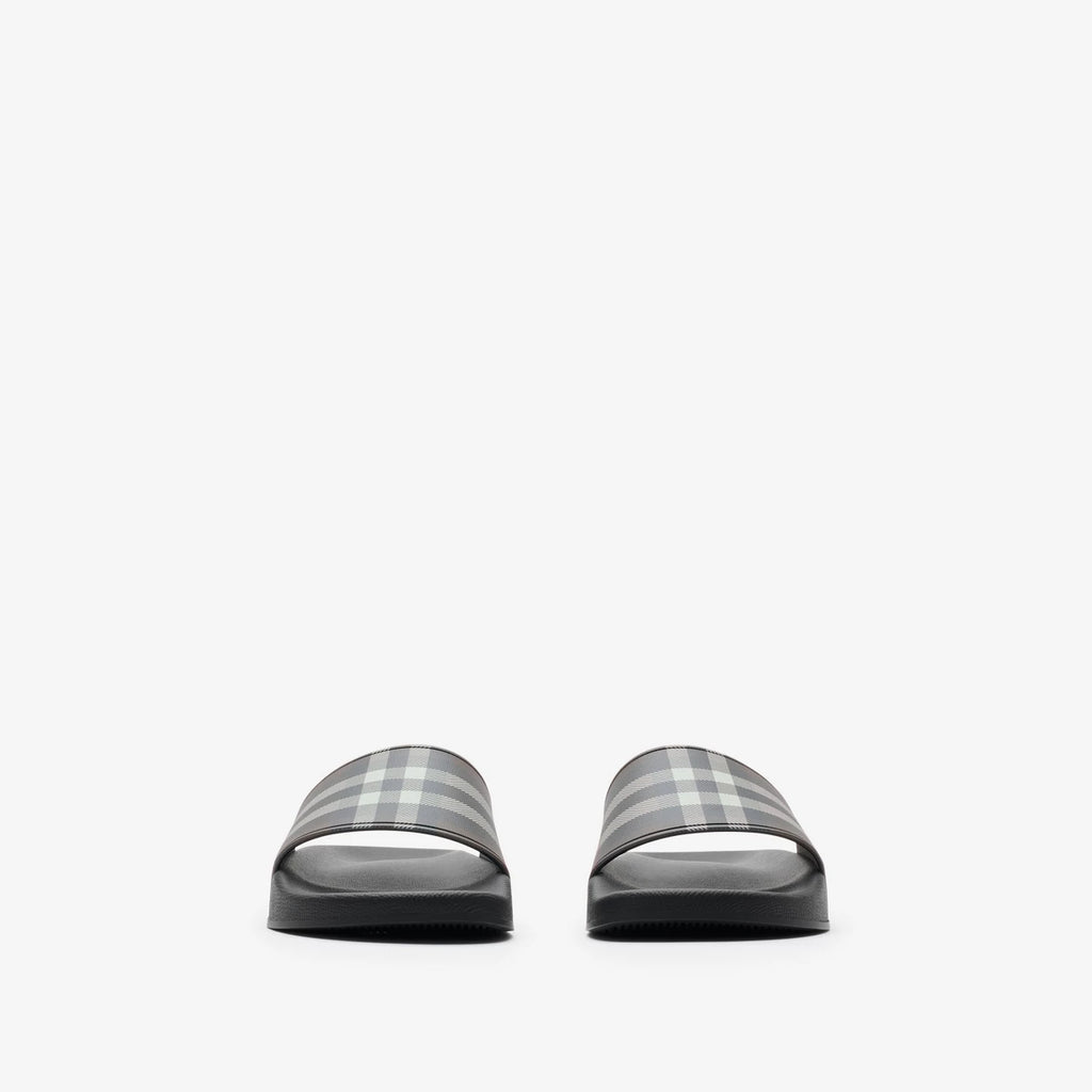 Claquette a Carreaux Grise