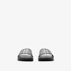 Claquette a Carreaux Grise